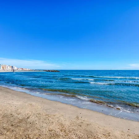 Apartment Acces Direct Plage, Vue Mer, Wifi *