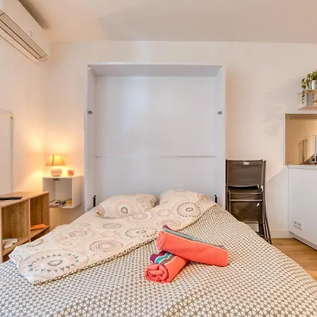 Apartment Acces Direct Plage, Vue Mer, Wifi *